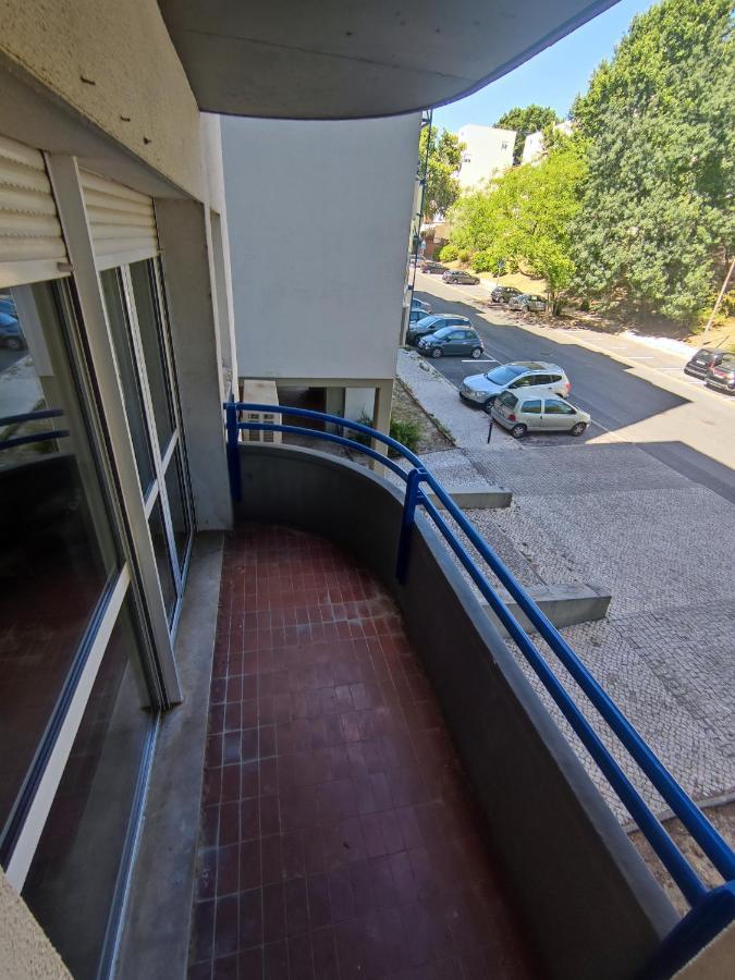 Aconchegante T3 Em Telheiras Apartment Lisbon Luaran gambar